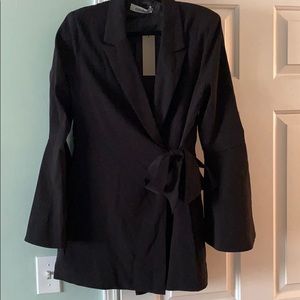 DO+BE Black wrap Blazer